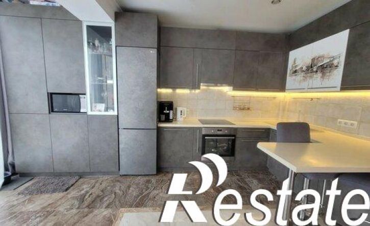 2-комн квартира улица Матросова, 65А с1,  д. 65А с1