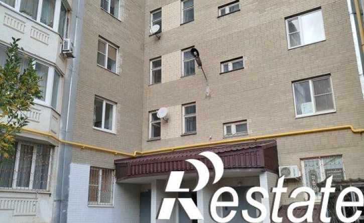 2-комн квартира улица Пирогова, 92,  д. 92