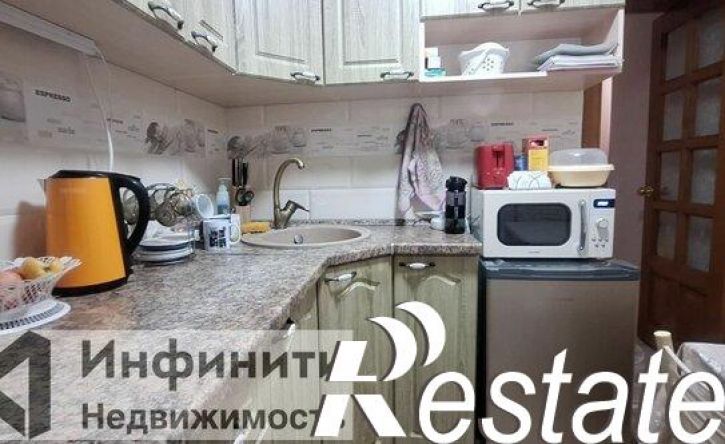 3-комн квартира улица Фроленко, 10,  д. 10