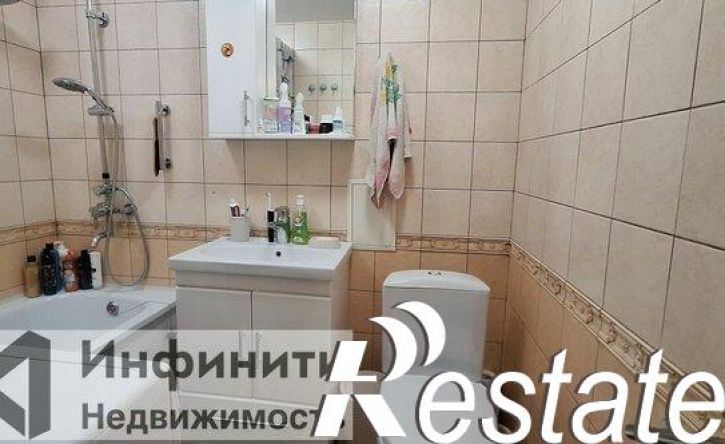 3-комн квартира улица Фроленко, 10,  д. 10