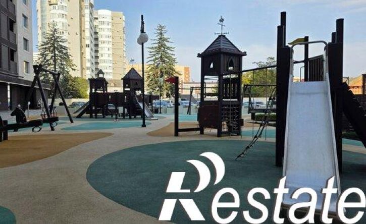 3-комн квартира улица Артёма, 18Б,  д. 18Б