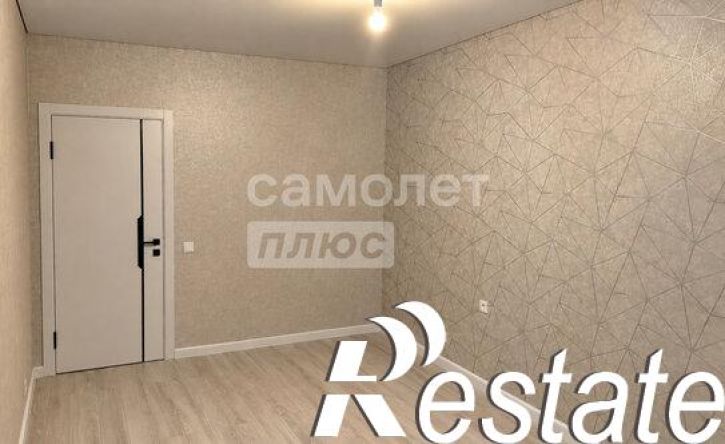 3-комн квартира улица Рогожникова, 1,  д. 1