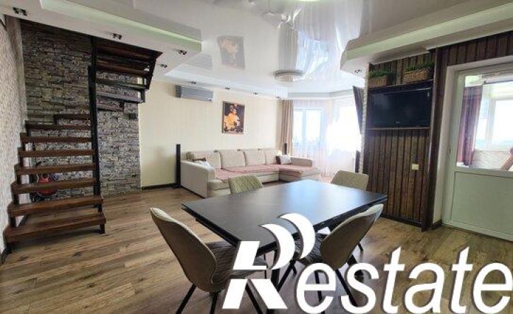 3-комн квартира улица 8 Марта, 63,  д. 63