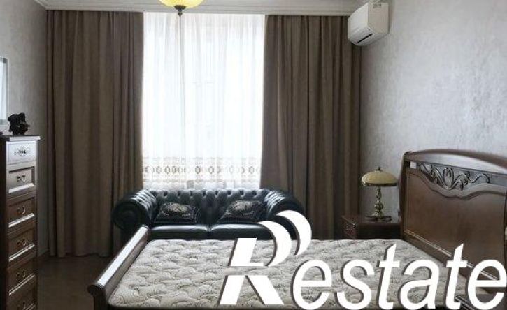 4-комн квартира Зелёный переулок, 8,  д. 8